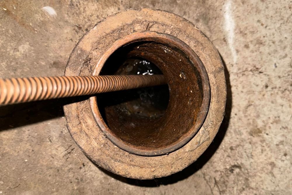 Drain Cleaning With Drain Master